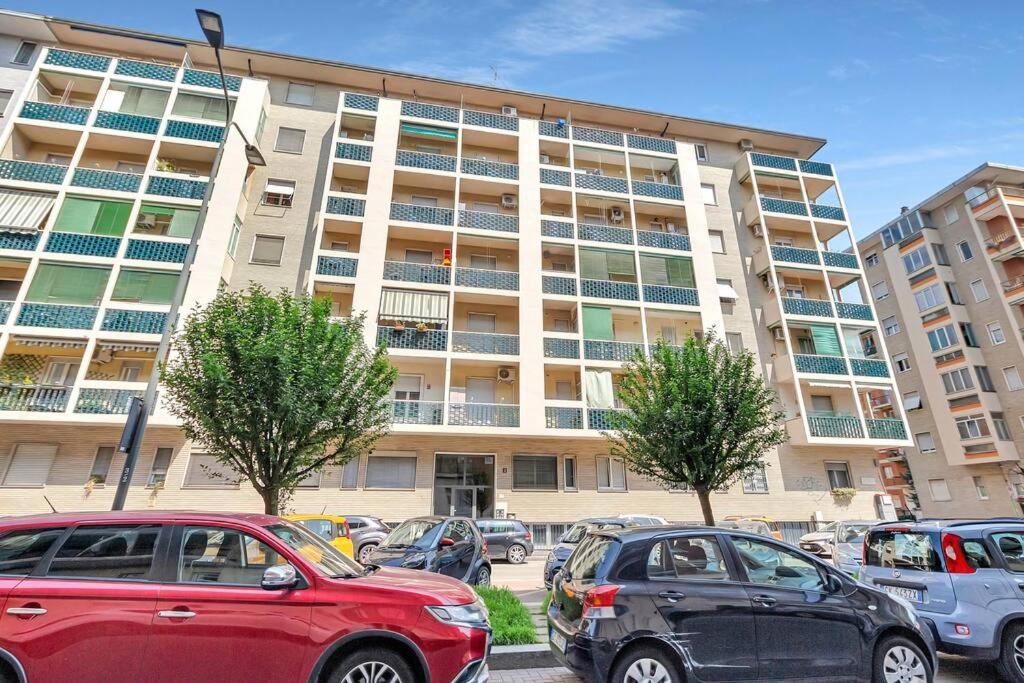 Alessia'S Flat - Caroli Apartment Milano Exterior foto