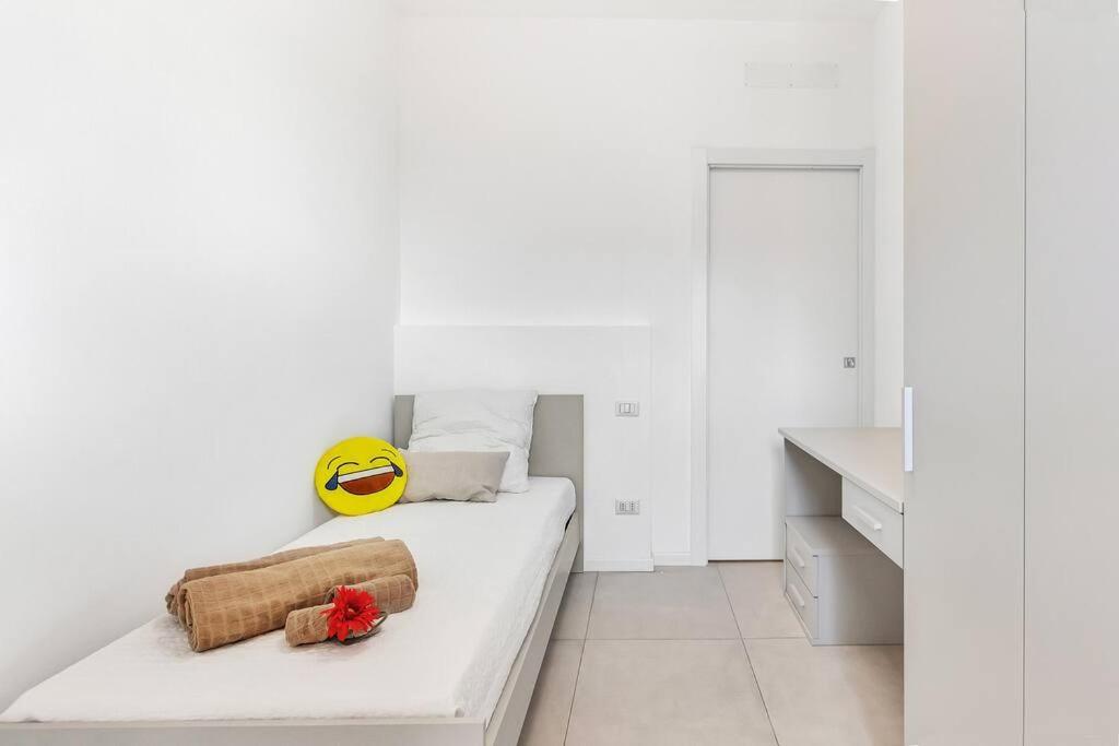 Alessia'S Flat - Caroli Apartment Milano Exterior foto